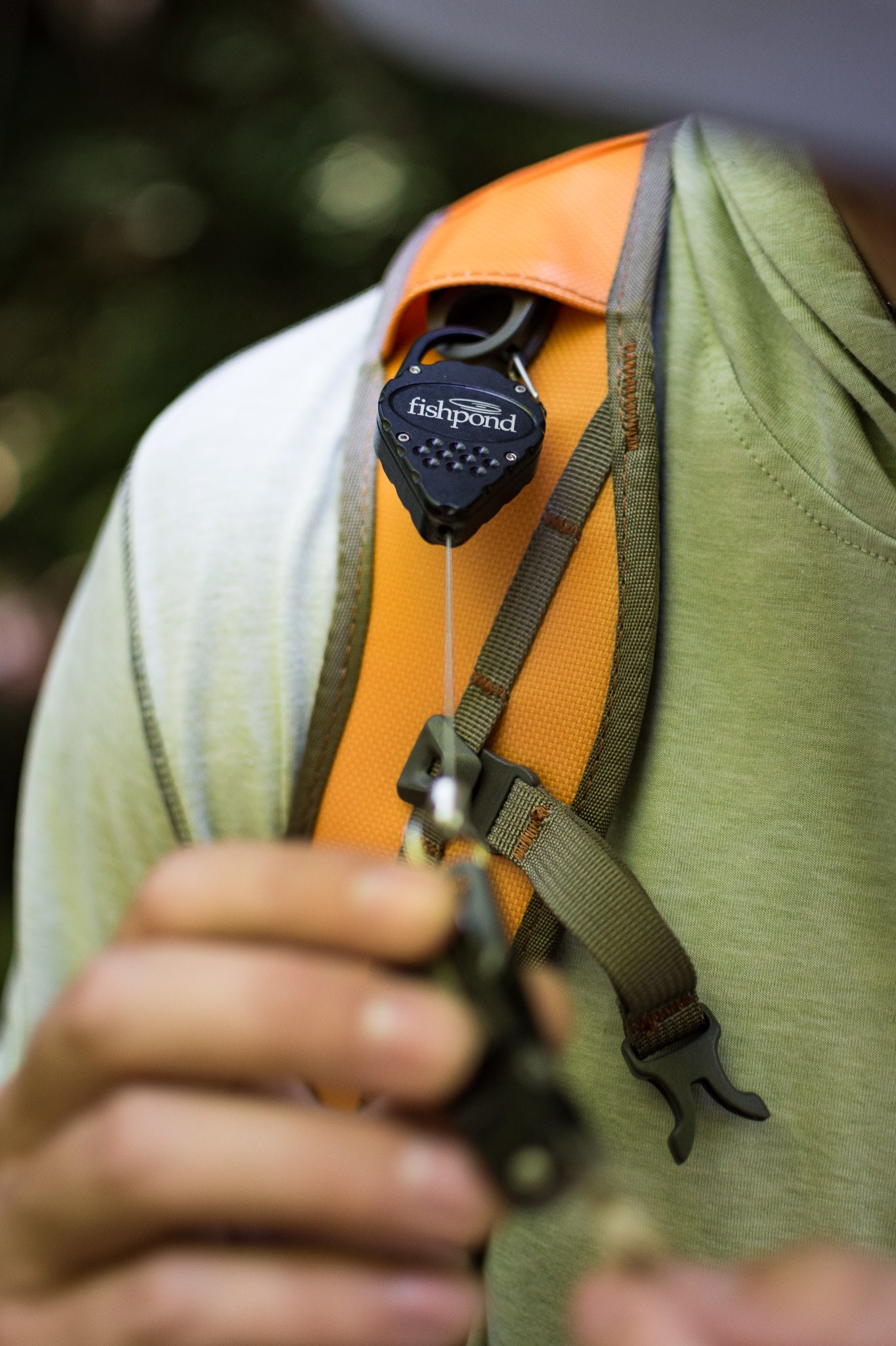 Fishpond Arrowhead Retractor