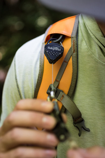 Fishpond Arrowhead Retractor