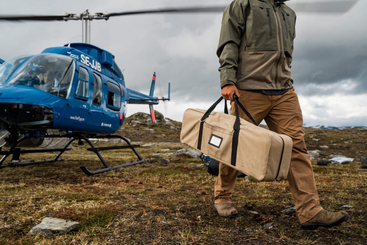 Sea Run Fitted Canvas Protective Travel Cover