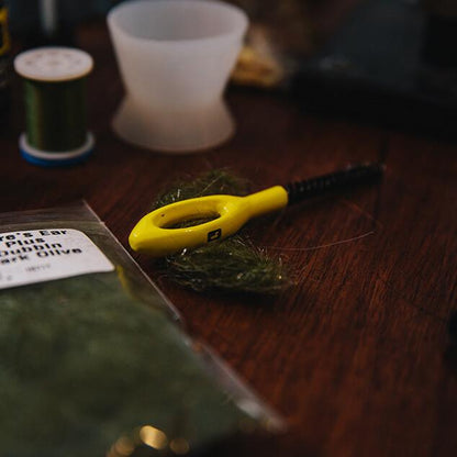 Loon Ergo Dubbing Brush